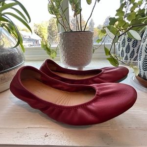 Tieks wonderful condition Cardinal red foldable flats size 7